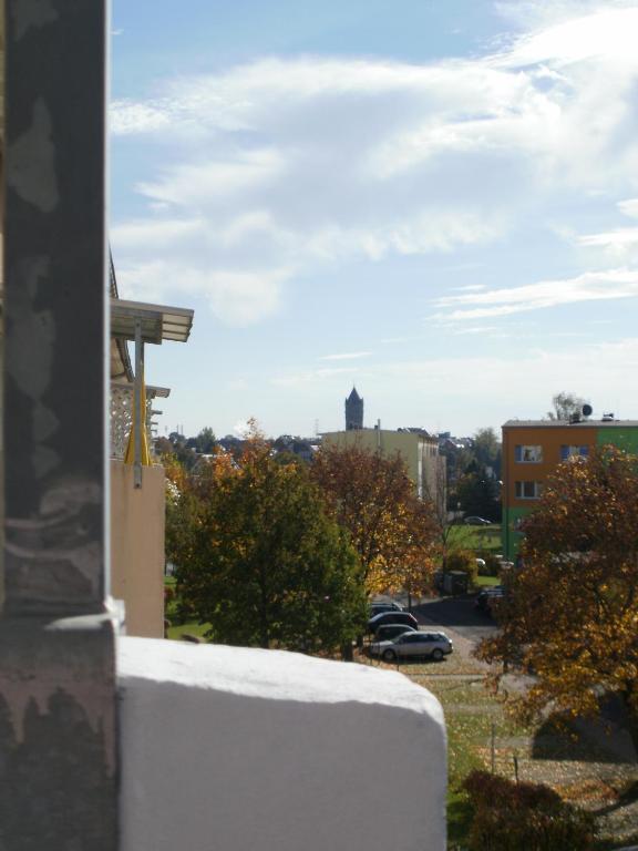 Apartment Mit Balkon